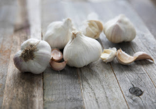 garlic for angular cheilitis