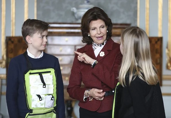 Solveig Udeman Larsson and Henrik Daresiewicz from Ulriksdals School in Solna