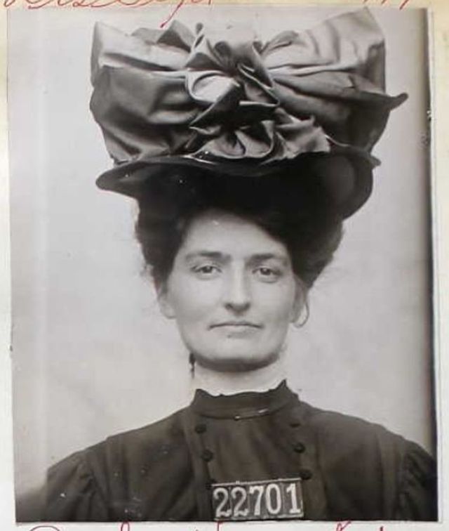 Mugshots of Bertha Boronda, the Woman Who Was Arrested for Cutting Off