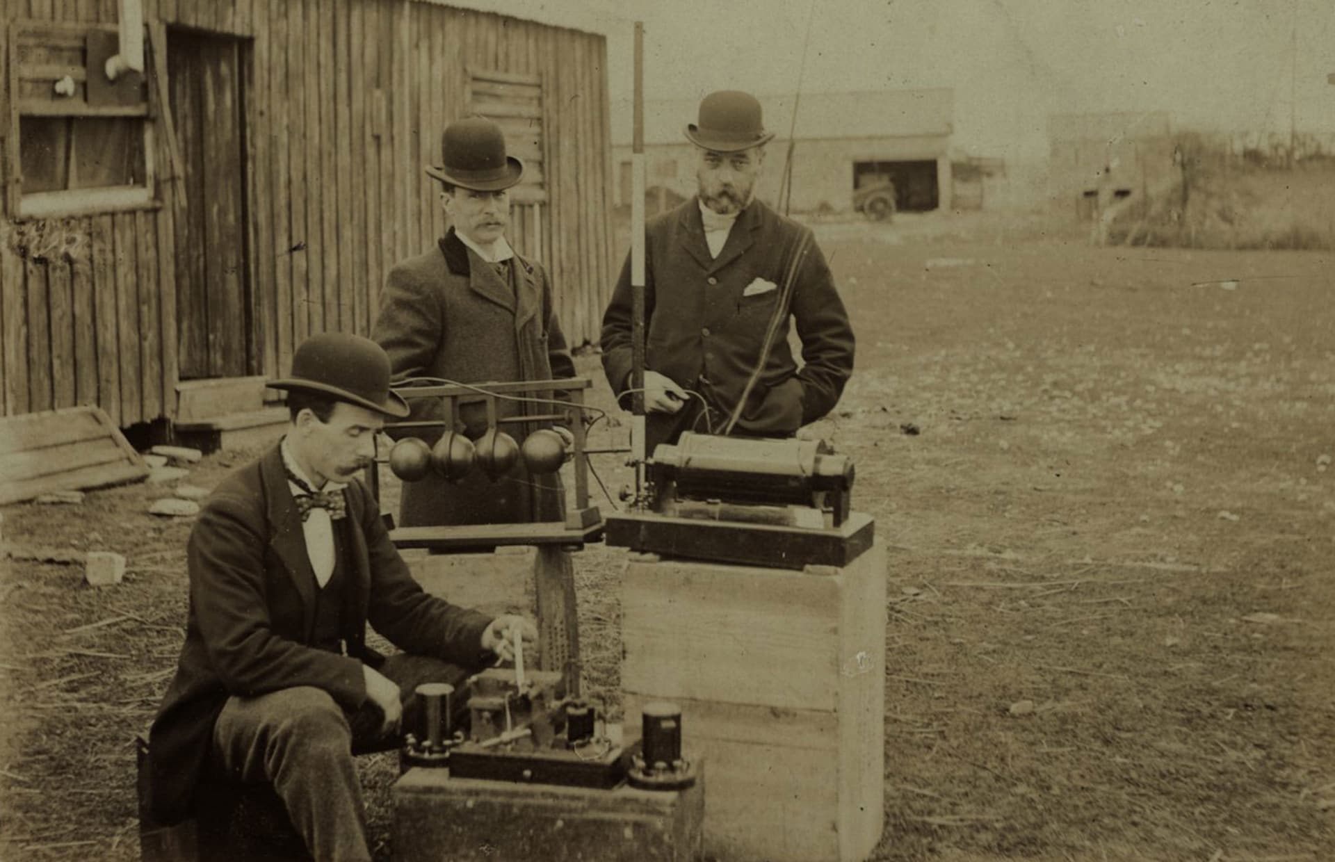 Marconi first wireless signal transmission in London on 27 July 1896