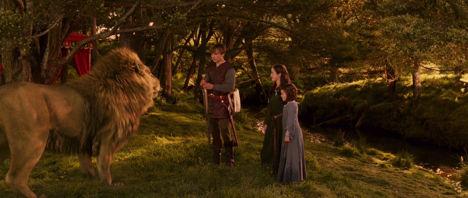 хроники нарнии платяной. хроники нарнии платяной. хроники нарнии платяной. хроники нарнии люси и шкаф. хроники наркии дев кольдун.