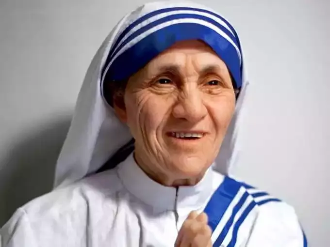Essay on Mother Teresa in Hindi -  (biography)