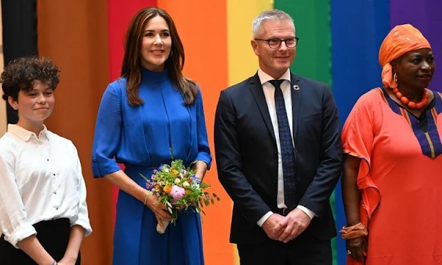 Crown Princess Mary wore a blue jumpsuit by YDE Copenhagen of Spring Summer 2016 collection. Cartier love gold diamond bracelet