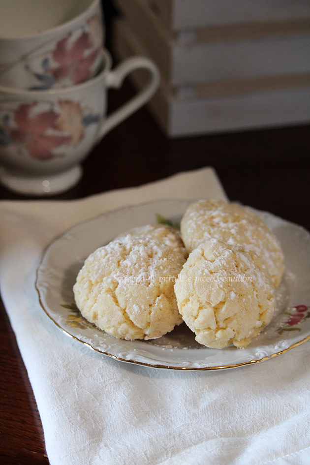 Biscotti alle mandorle e limone