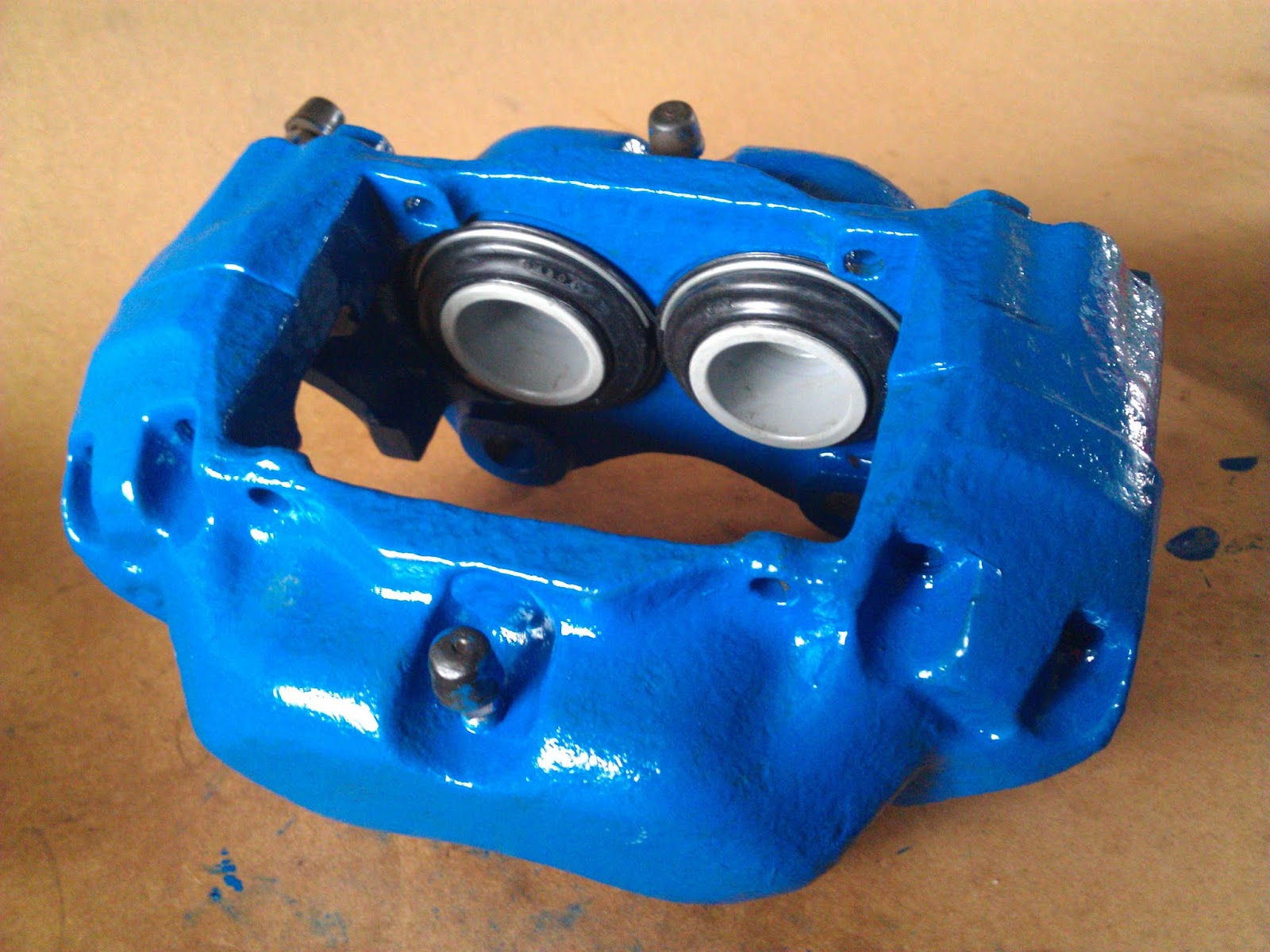 Volvo 240 24v TAKAJARRUT / REAR BRAKES