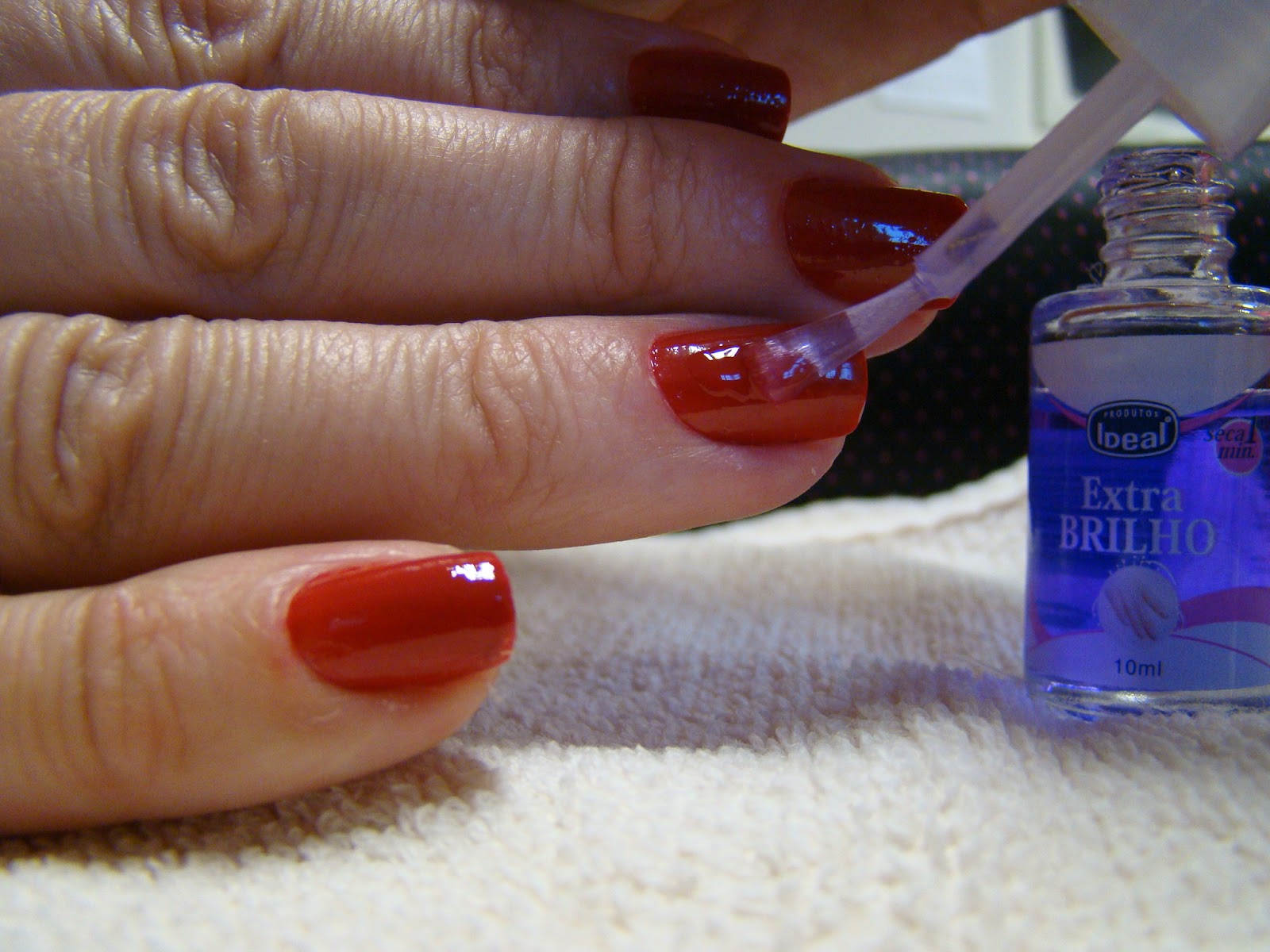 Lu Indica: Como acabar com as bolinhas que o esmalte faz