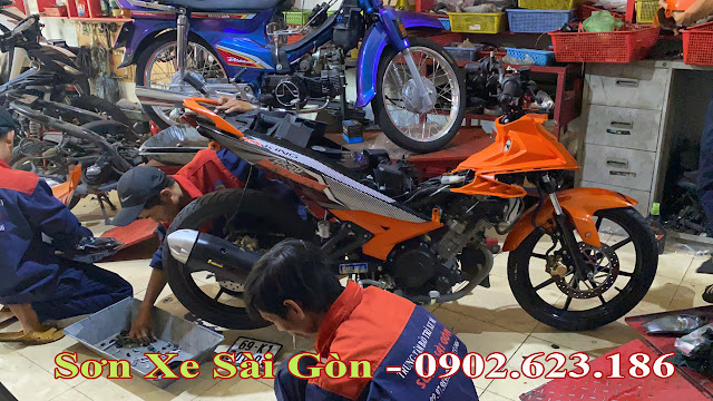 Sơn nhựa nhám xe Honda Winner 150 màu cam cực đẹp