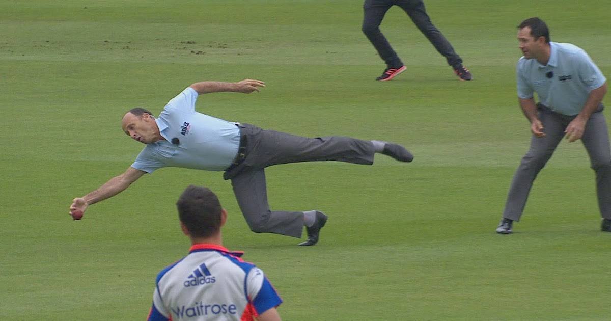 Sports Corner How to Catch a Cricket Ball