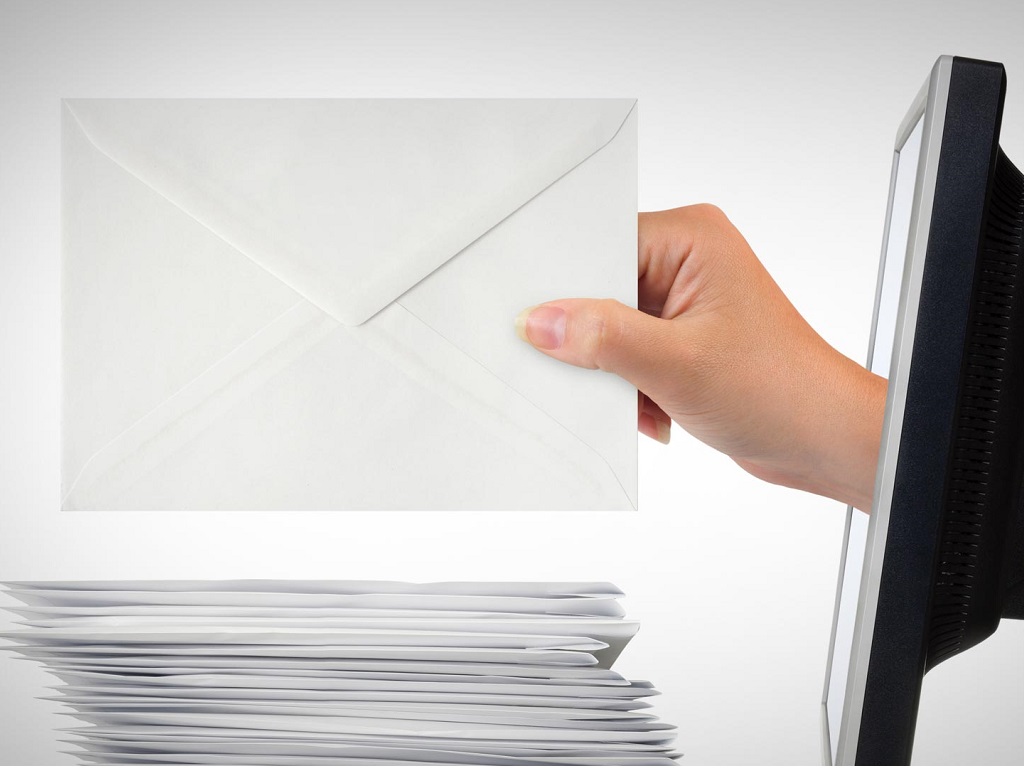 emailm.png
