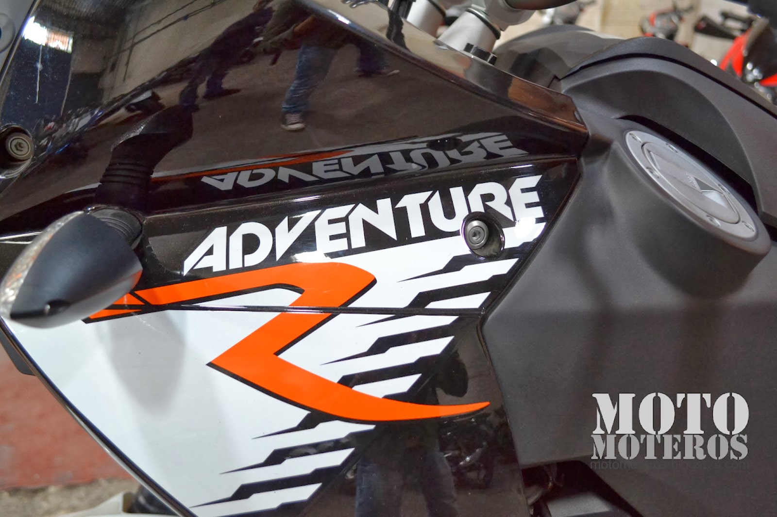 motomoteros-ktm-adventure-990r