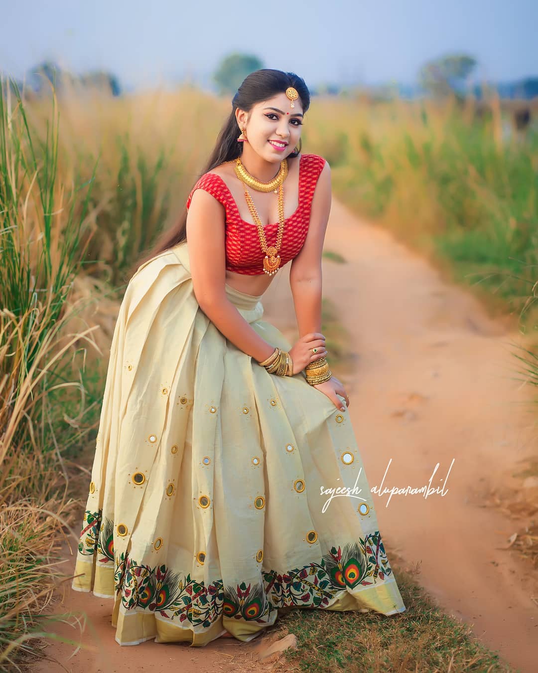 Mallu girl dress change