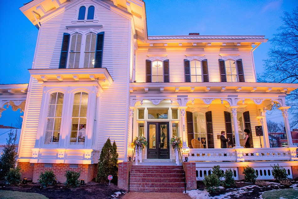 Win two tickets to 25th Annual Oakwood Garden Tour and Tea on May 3