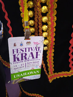 mall suria sabah suriasabah membeli belah kota kinabalu KK sabah malaysia kraf tekstil kain adat destar dastar tanjak kadasan dusun dayak tenun songket sarawak pua kumbu mall suria sabah suriasabah membeli belah kota kinabalu KK sabah malaysia kraf tekstil kain adat destar dastar tanjak kadasan dusun dayak tenun songket sarawak pua kumbu