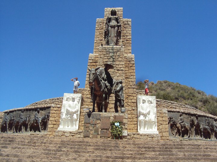 Yémina Agustina Gutierrez EL MANZANO HISTÓRICO