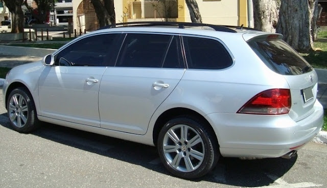 VW Jetta Variant 2010 - lateral