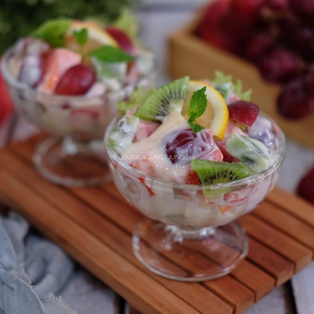 8 CARA MENYAJIKAN SALAD BUAH PRAKTIS DAN NIKMAT 8 CARA MENYAJIKAN SALAD BUAH PRAKTIS DAN NIKMAT