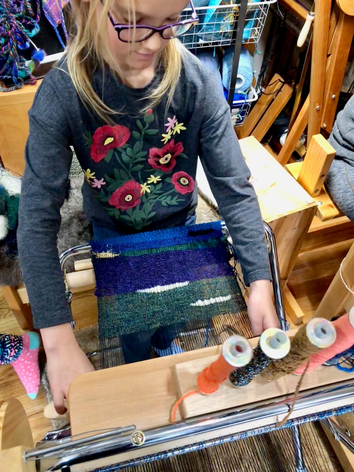 CENTERING WITH FIBER Saori Santa Cruz Mom's and kid's weave and sew