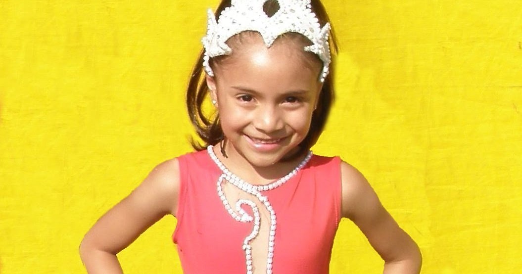 CIRCUS PERSONALITY PHOTOS Rising Star(02)