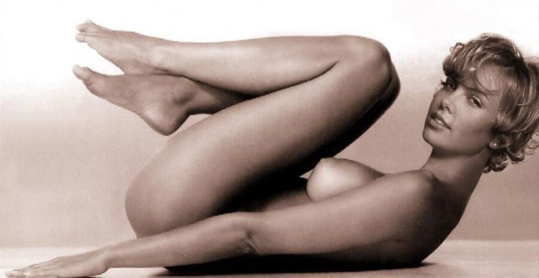 Charlize Theron Flaunts Bikini Bod