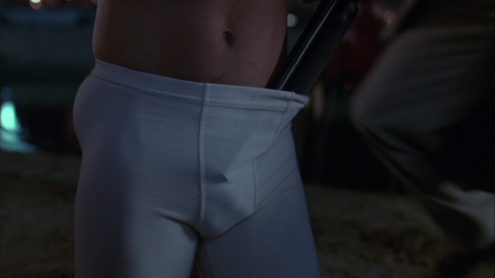 Woody Harrelson nude in White Men Can't Jump.