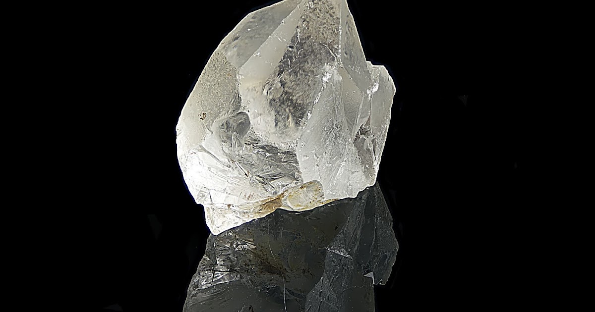 What is Quartz mineral and quartz uses