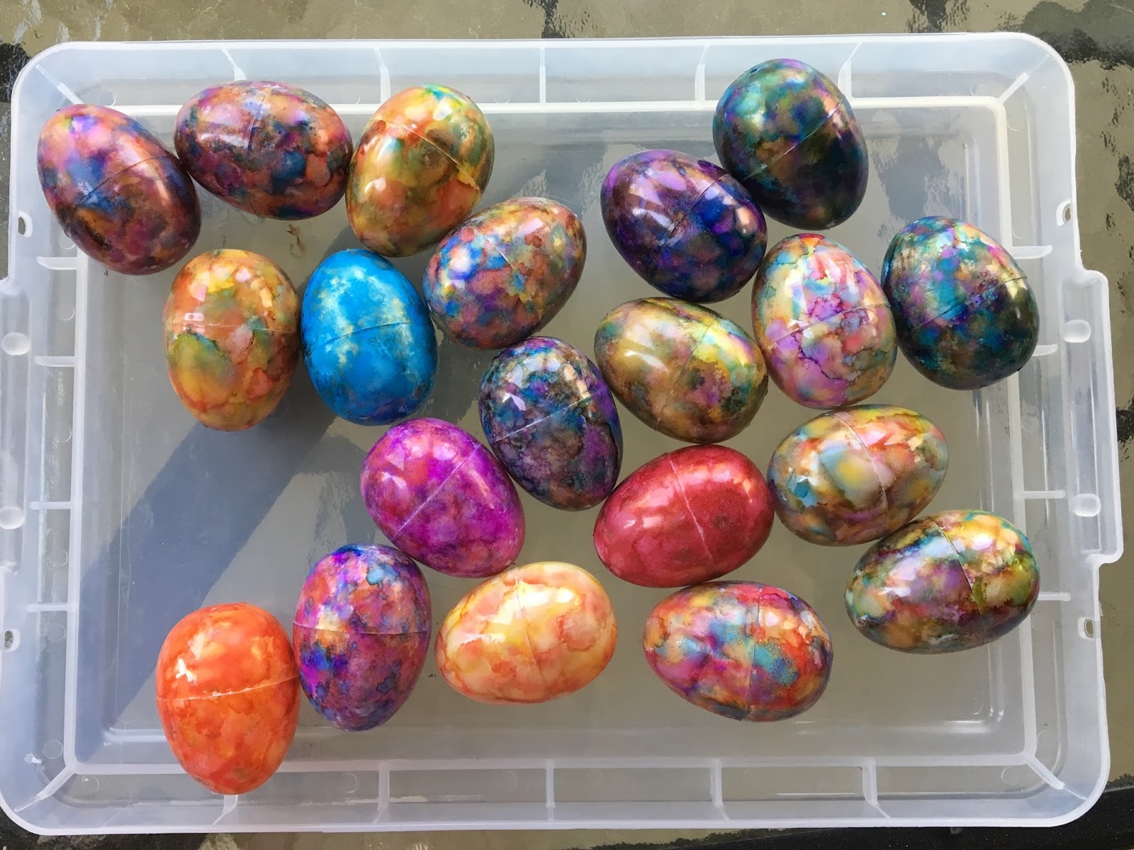 Easter egg Cartons Crafting with Katherine