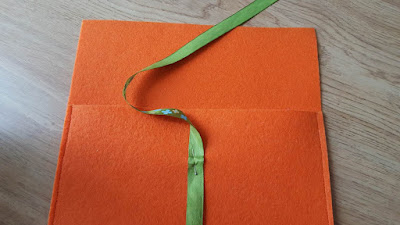 Felt envelope clutch with ribbon closure tutorial