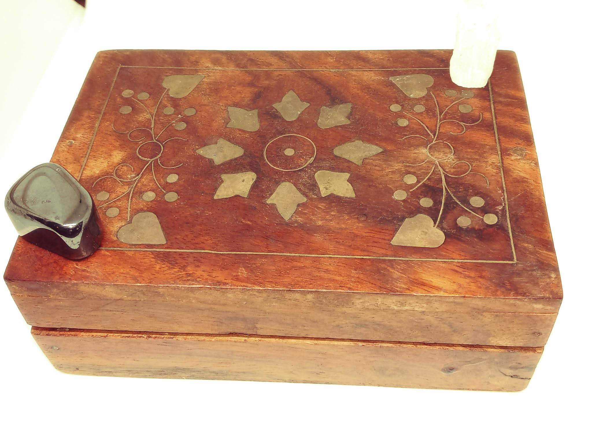 Novas witchy kitchen Manifestation Box What Is It And How It Works Novas witchy kitchen Manifestation Box What Is It And How It Works