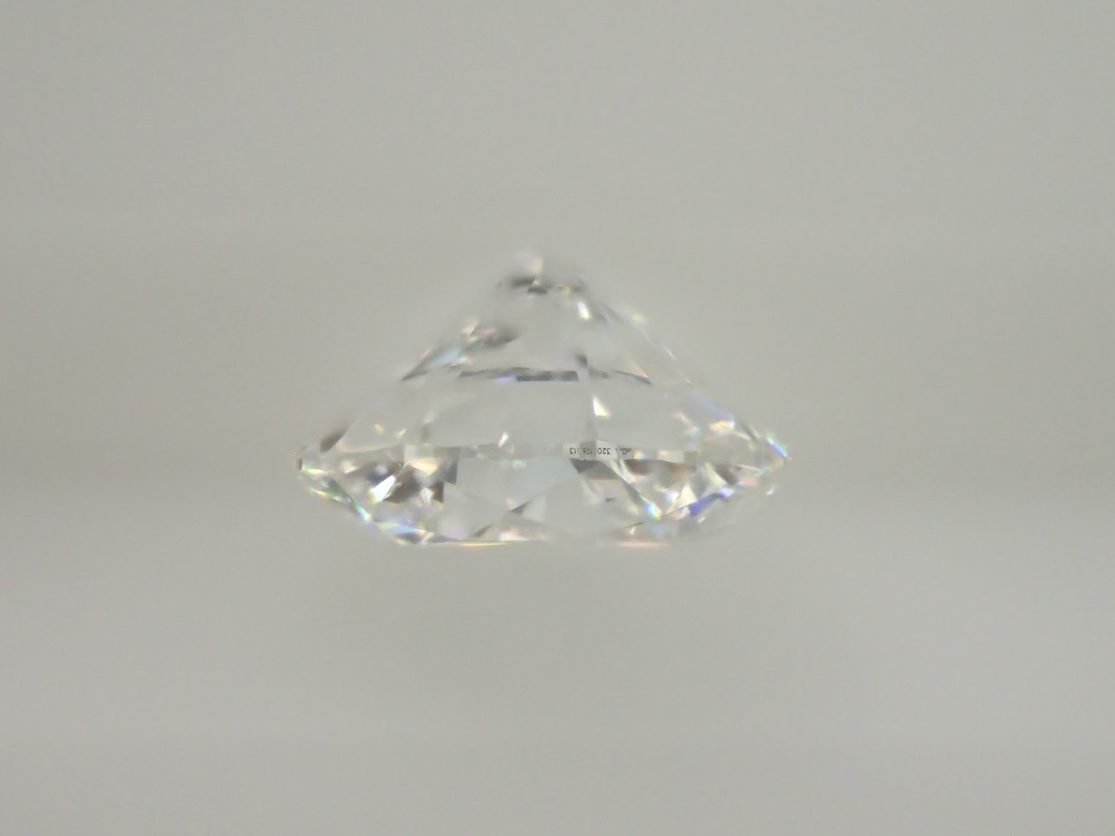ダイヤモンドブログ: GIAのガードル刻印