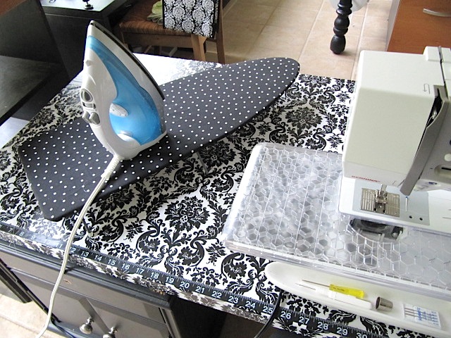 CozyCotton: Celeste's Sewing Blog: DIY: easy Sleeve Ironing Board
