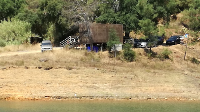 Acesso para entrada de barcos Acesso para entrada de barcos