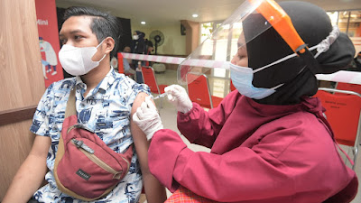  Vaksinasi Kolaborasi di SMKN 3 Bandung, Sasar Pelajar dan Masyarakat Umum