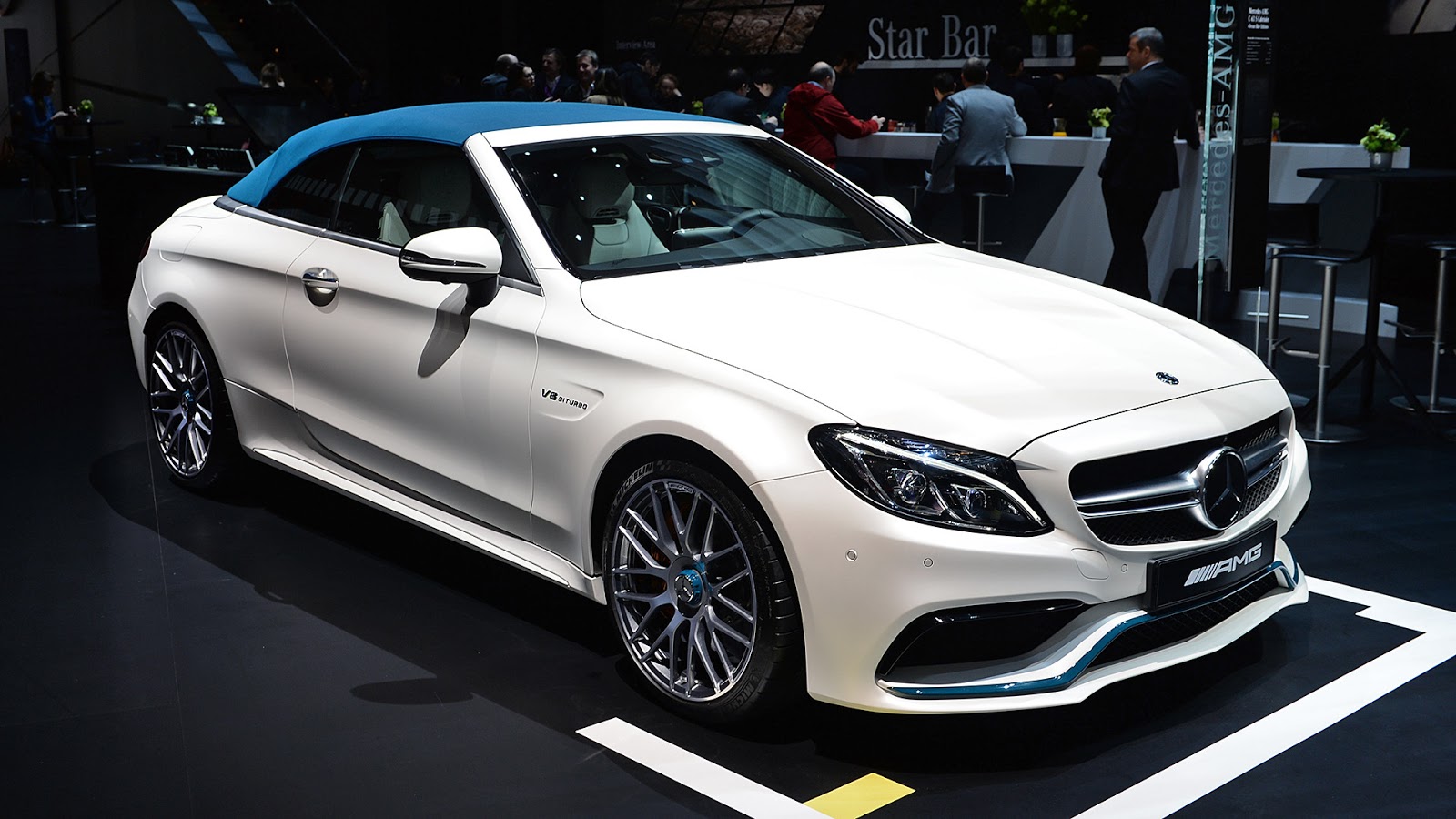© Automotiveblogz MercedesAMG C63 S Cabriolet Ocean Blue Edition