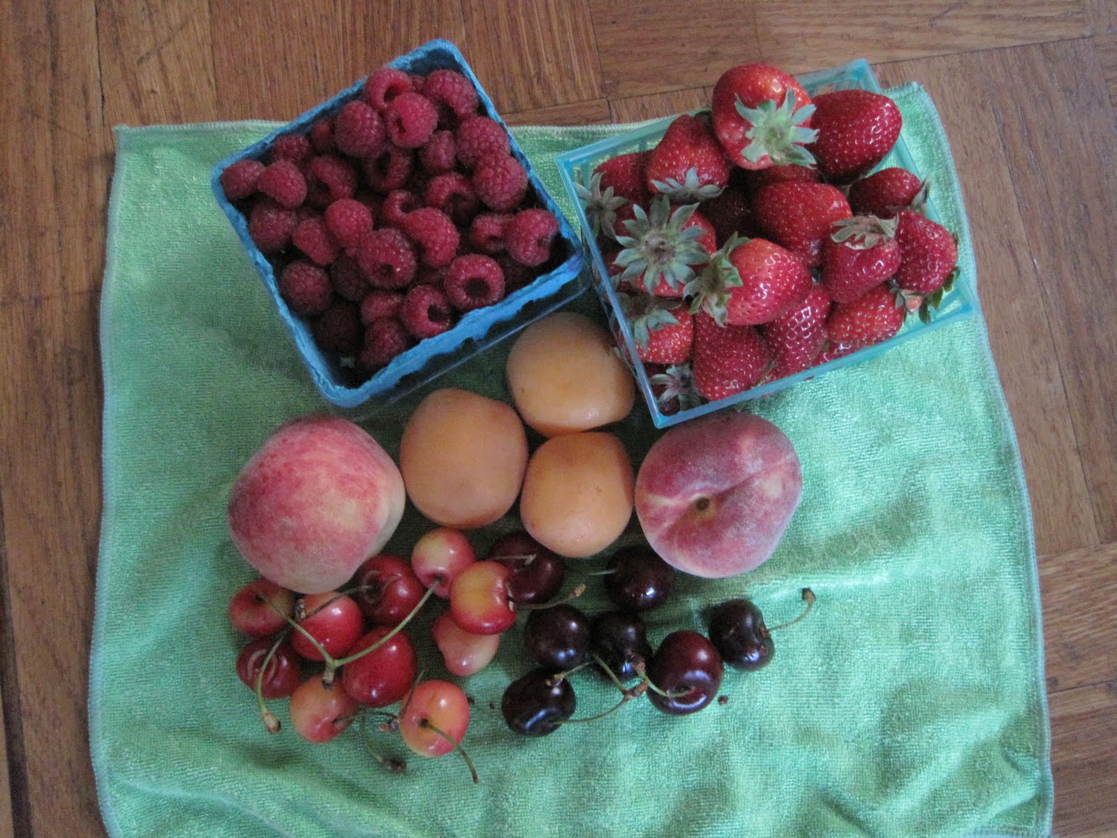 Divah World Seasons of Fruit