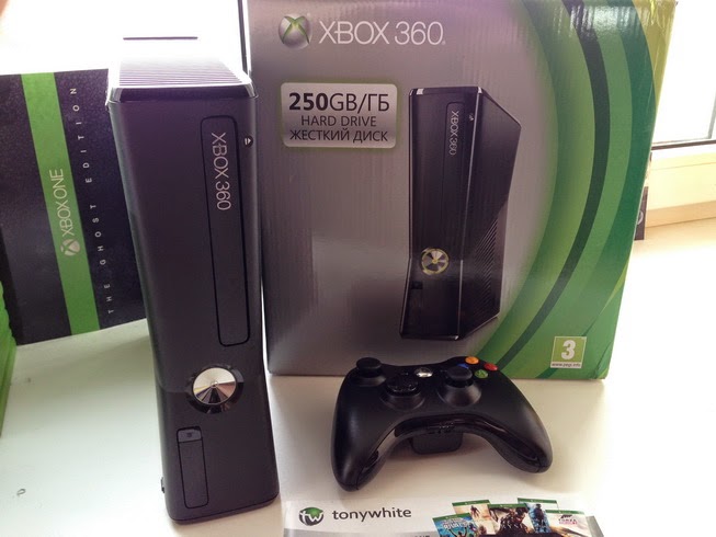 Xbox freeboot купить. Xbox 360 fat Slim. Xbox 360 250gb бирка. Xbox 360 Slim Layout av. Xbox 360 e 250gb (freeboot).