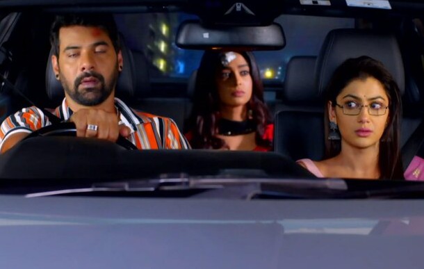 Kumkum Bhagya Written Update 31 October 2020 Will Abhi-Pragya Reveal The Truth?
