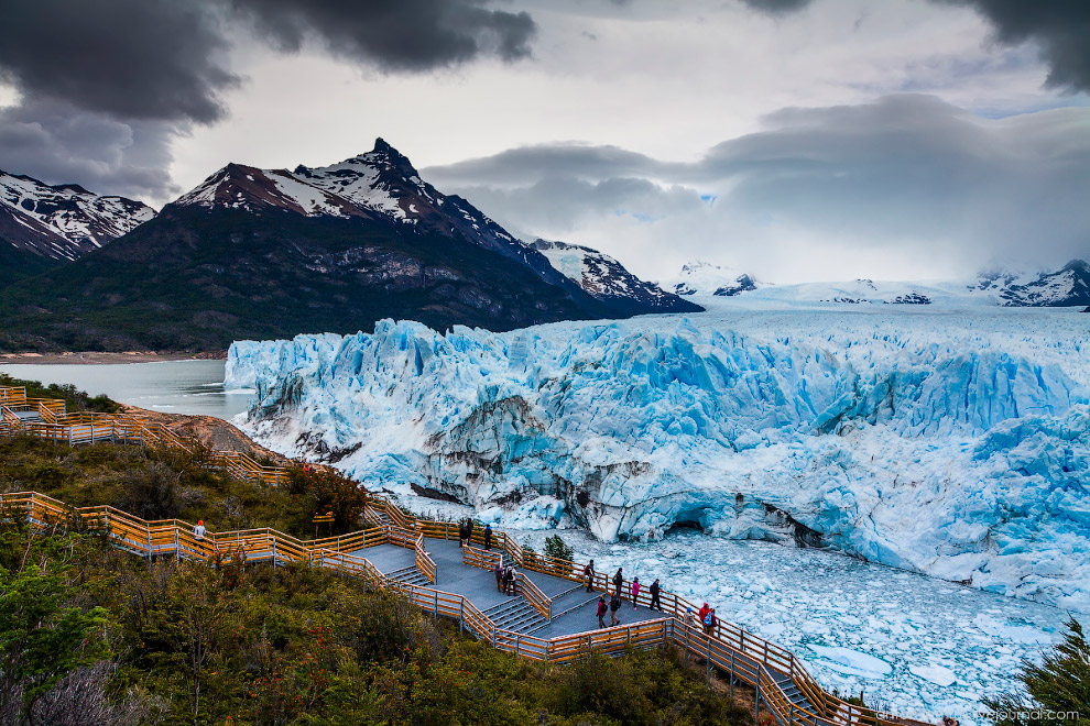 Perito Moreno Glacier, Argentina (with Map & Photos)