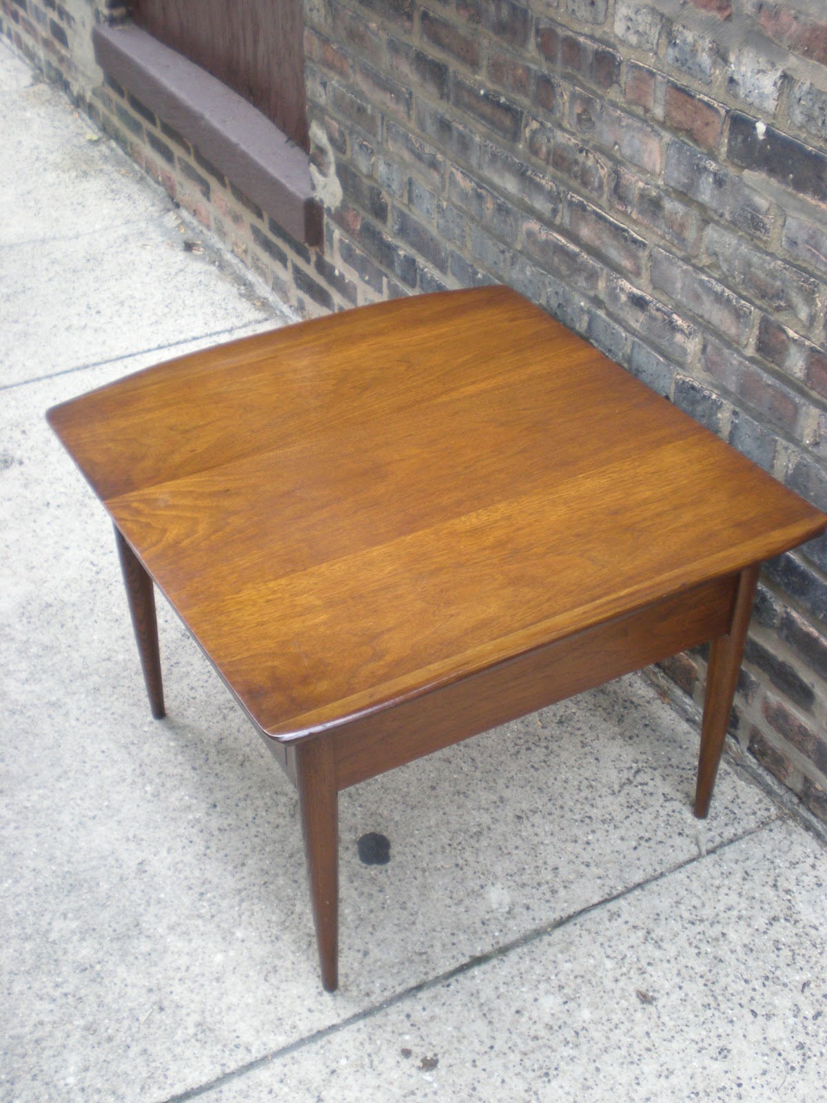 Mid Century Chicago Bassett Artisan Walnut Dual Level Swivel Coffee