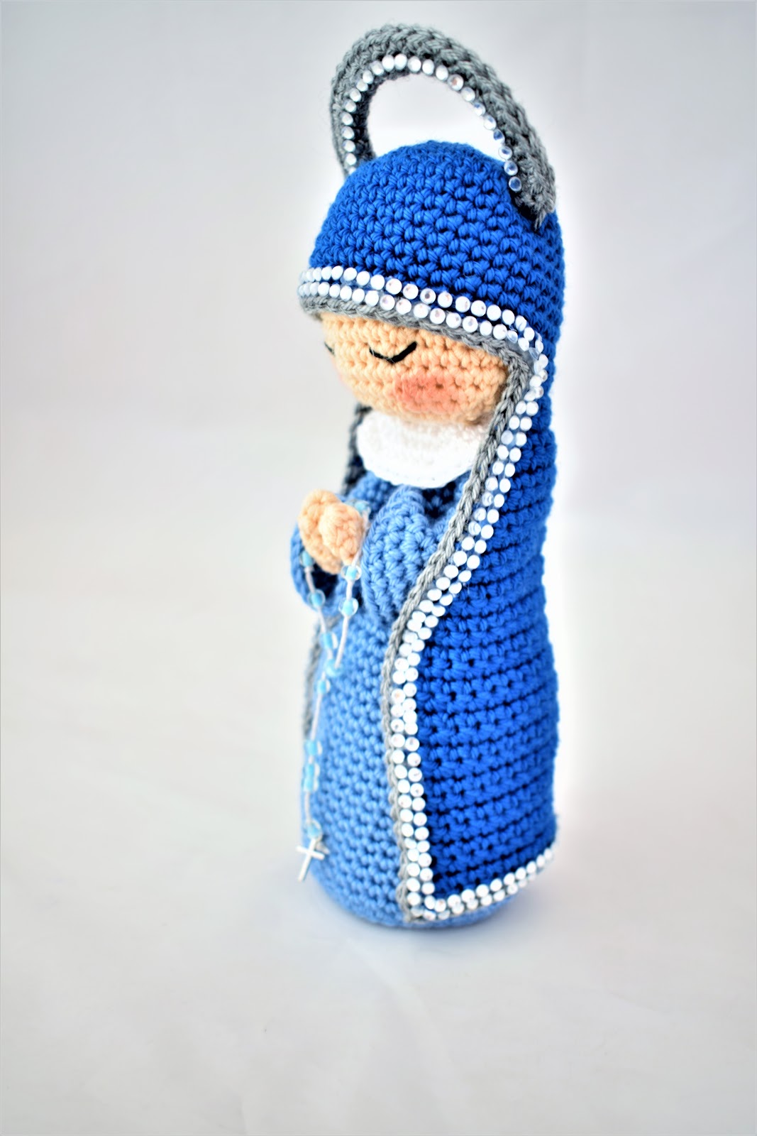 virgen amigurumi