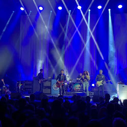 noel gallagher flying birds setlist london pumpkins capaldi smashing lewis palladium below