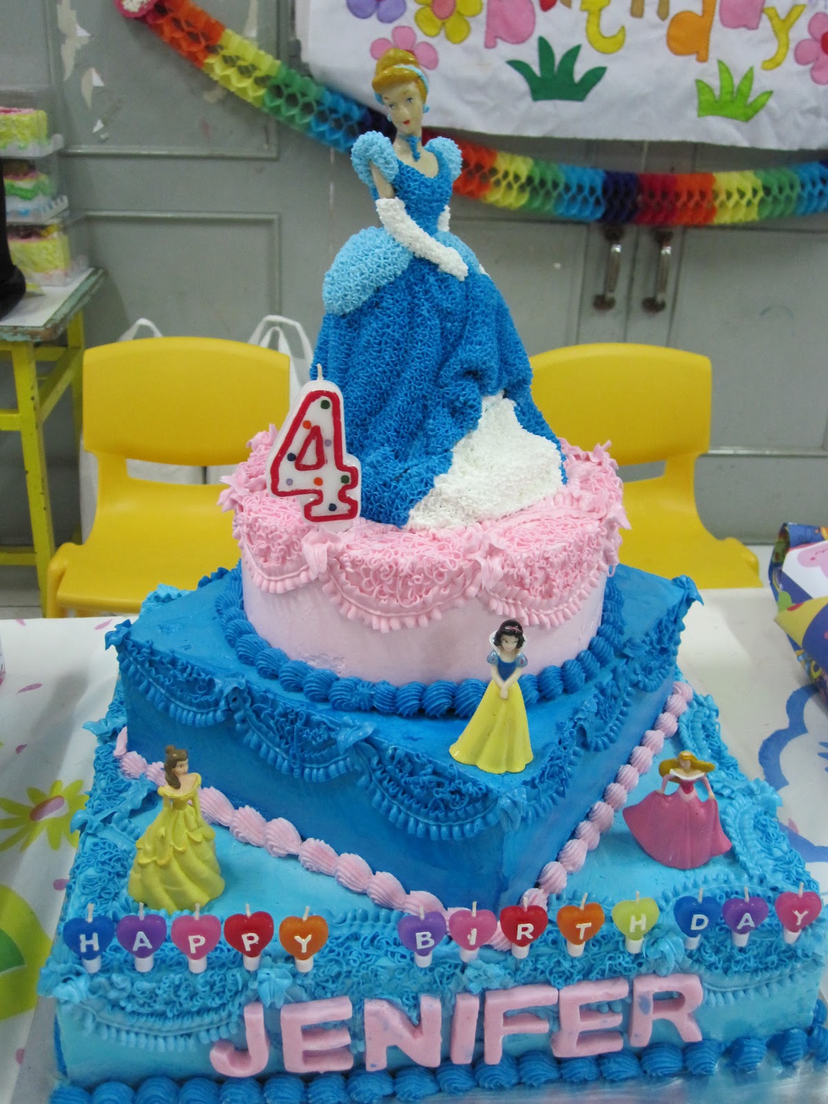 Cake's Pilihan dari Bom Bom BreadBakery & Cake WiraUsaha Mandiri