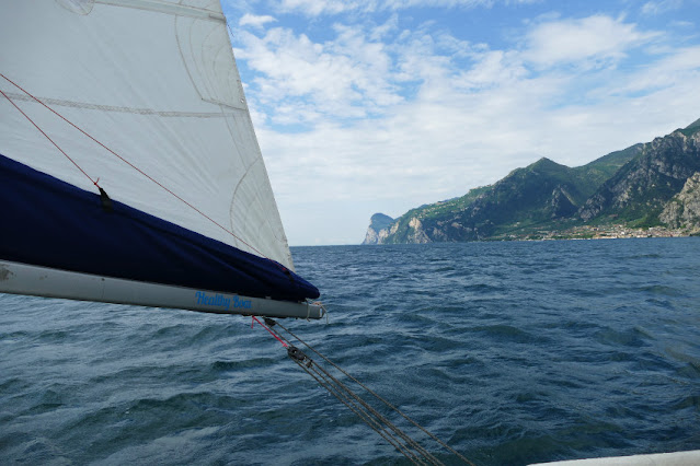 lago di garda barca a vela gita