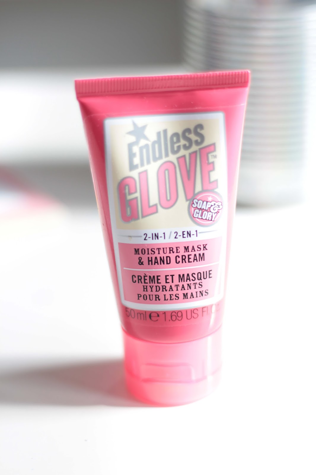 soap & glory endless glove 2 in 1 moisture mask and hand cream portrait shot and review