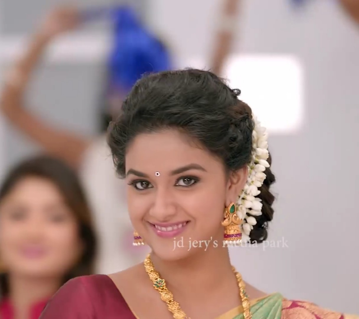 Keerthy Suresh Very Hot Hd Wallpaper Download Bollywood Actress Images