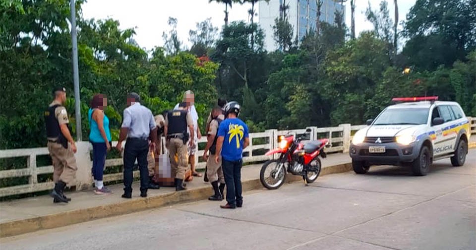Mulher é contida ao tentar se jogar da ponte em Cataguases - Mídia Mineira