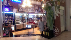 statue bondi junction kiehls liberty westfield bodyart human