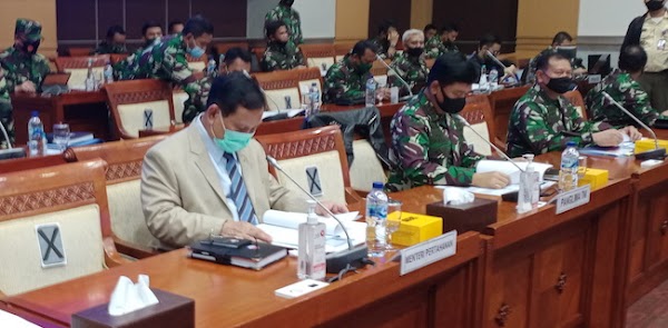 Menhan Prabowo Didampingi Panglima TNI Ke DPR Bahas Masalah Ini