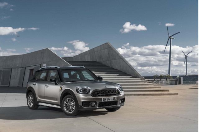 2020 MINI Cooper Countryman Review