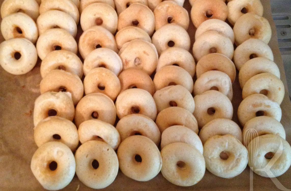 Kochhandwerk: Mini Donuts aus dem Donutmaker