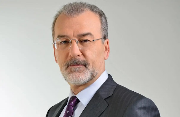 Dr. Hulki Cevizoğlu kimdir? aslen nerelidir? kaç yaşında? biyografisi ve hayatı hakkında kısa bilgi.. Dr. Hulki Cevizoğlu kimdir? aslen nerelidir? kaç yaşında? biyografisi ve hayatı hakkında kısa bilgi..